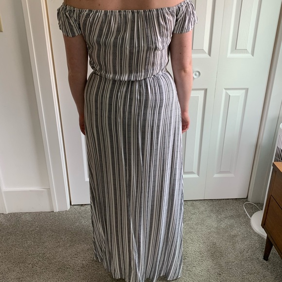 Black and White Stripped Romper - Picture 8 of 8